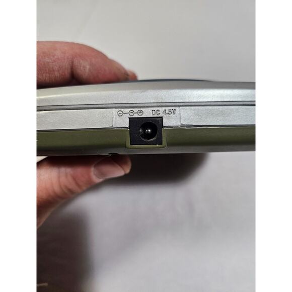 Vintage Lenoxx Sound CD Player With AM FM Radio CD-61 Works Great Clean - Picture 9 of 11